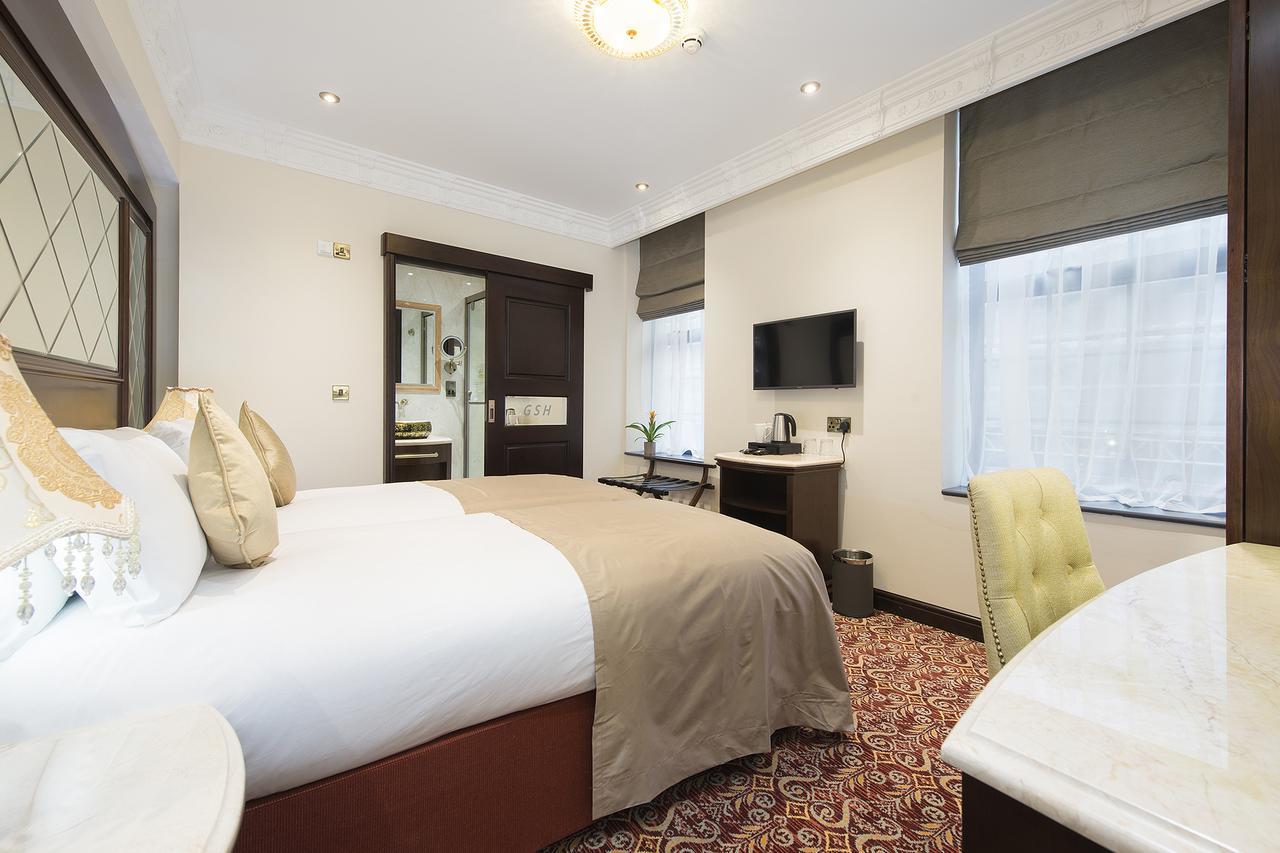 The George Street Hotel Oxford Exteriör bild A room at the hotel