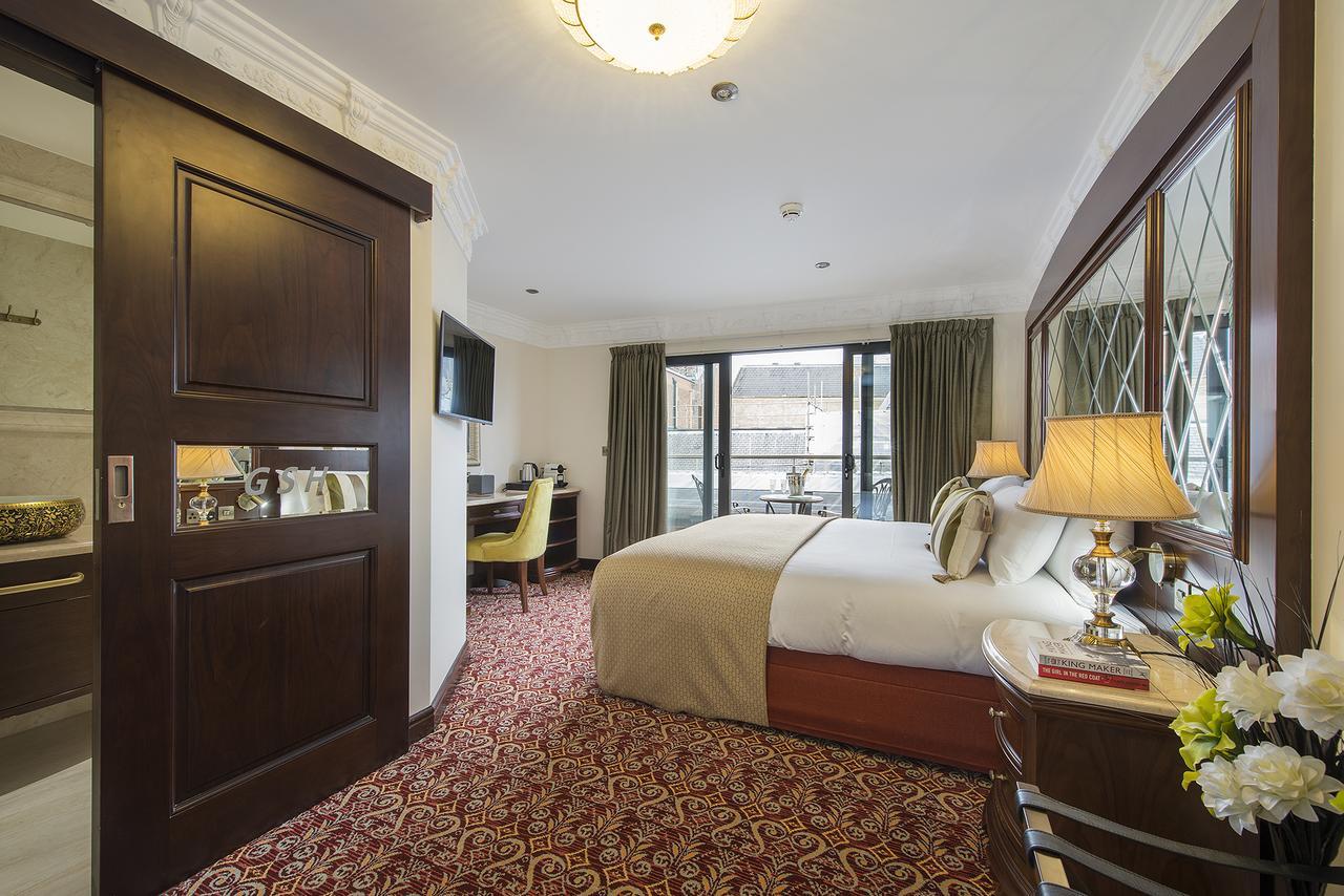 The George Street Hotel Oxford Exteriör bild A room at the hotel